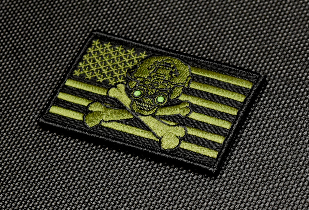 Embroidered Velcro Skull Patch France (158)