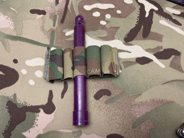 Chemlight Shotgun Shell CR123 Battery Holder Cyalume Surefire Multicam Hook