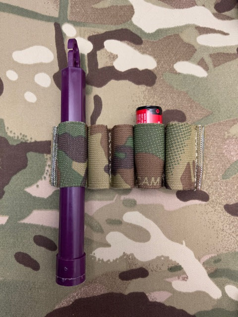Chemlight Shotgun Shell CR123 Battery Holder Cyalume Surefire Multicam Hook